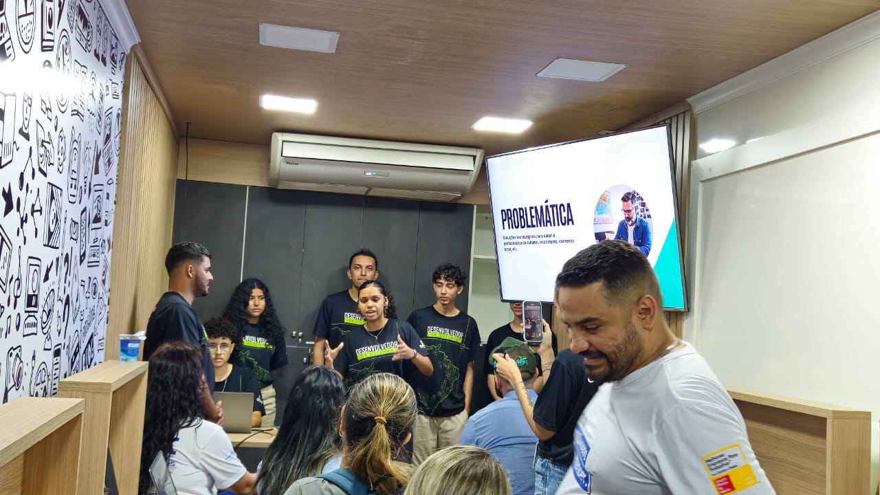 Turismo de MS recebe soluções de alunos do 'Voucher'